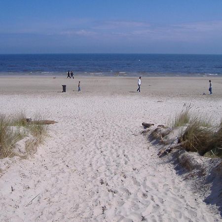 Reetdachhaus Direkt Am Meer Fuer 6 Personen!! Karlshagen 外观 照片